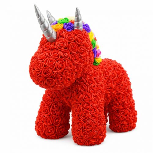 Единорог из роз красный