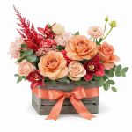 Цветы в корзинке с эустомами