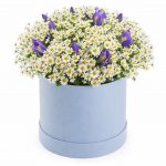 Цветы в коробке разное